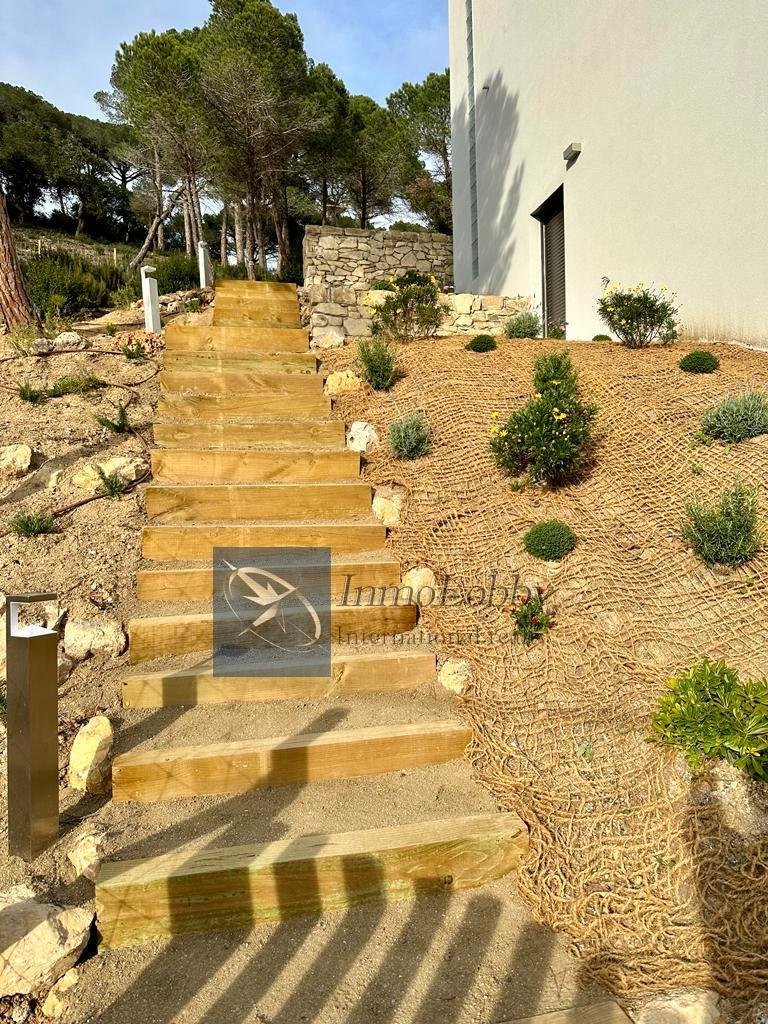 Chalet in Lloret de Mar, Catalonia, Spain 5 - 18351122