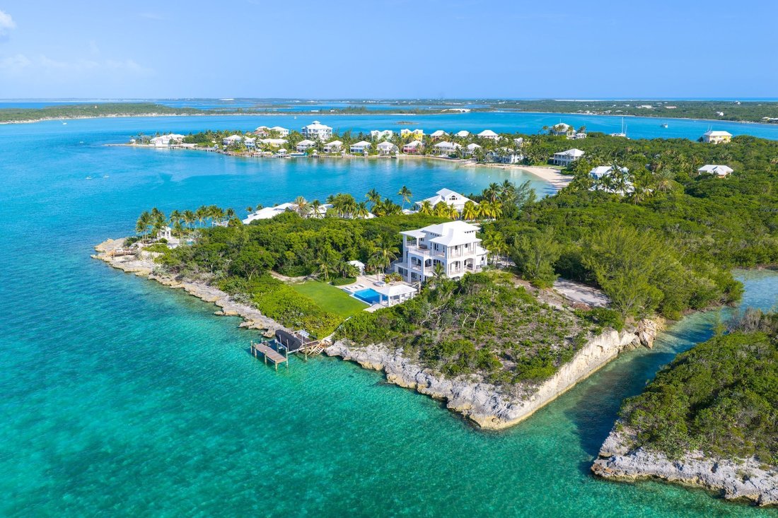 Land in George Town, Exuma, The Bahamas 5 - 18359115