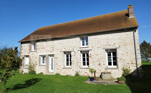 House in Pacy-sur-Eure, Normandy, France 1