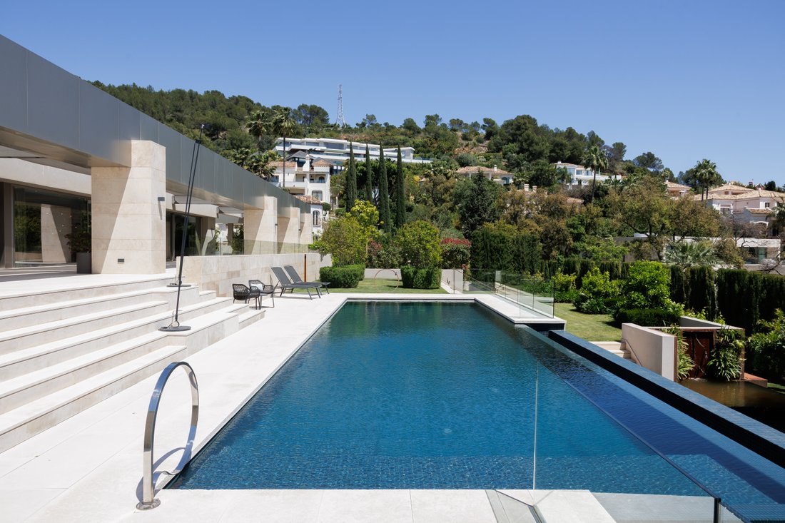 Villa in Marbella, Andalusia, Spain 2 - 15489266