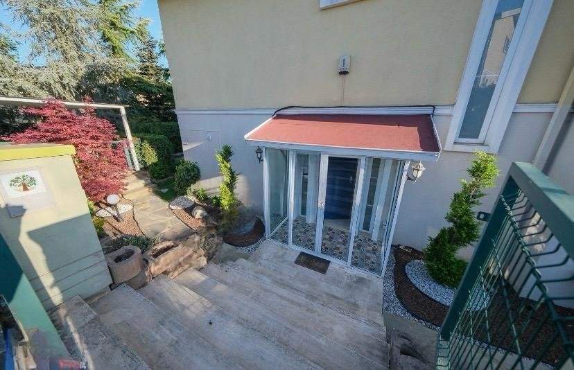 Villa in Tuzla, İstanbul, Turkey 2 - 18358608
