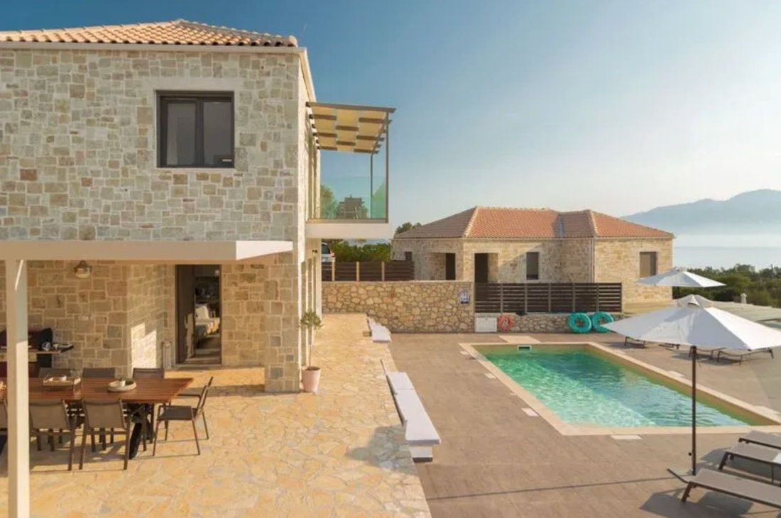Villa in Meganisi, Peloponnese, Western Greece and the Ionian, Greece 2 - 18357605
