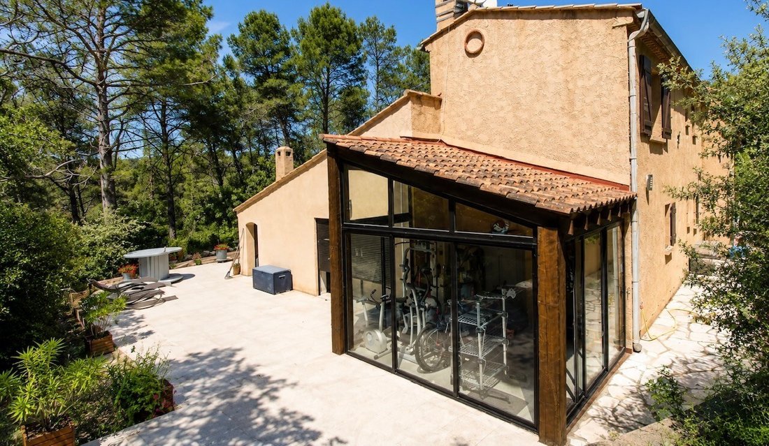 Villa in Taradeau, Provence-Alpes-Côte d'Azur, France 2 - 18358721
