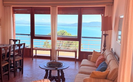 Penthouse in Porto Santo Stefano, Monte Argentario, Tuscany 1