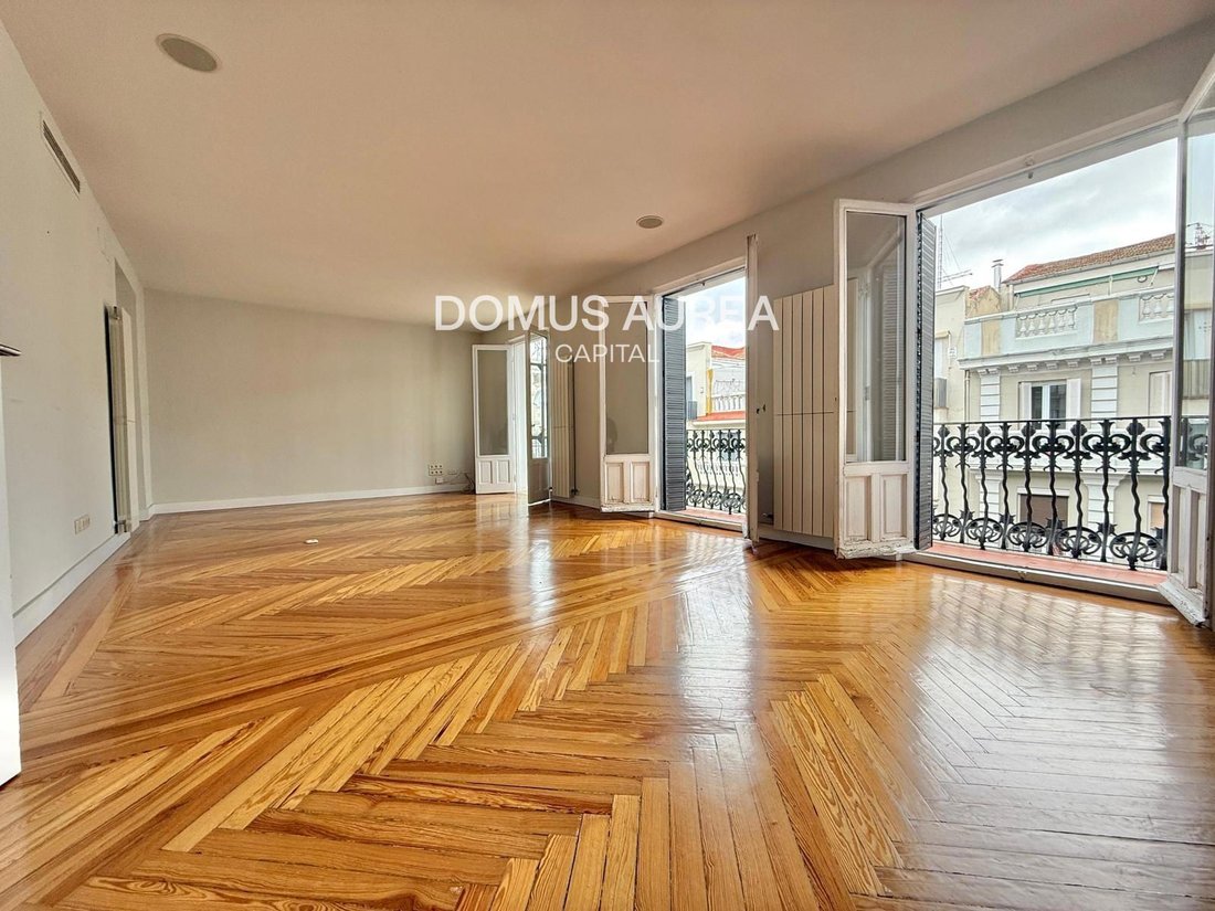 Apartment in Barrio Salamanca, Madrid, Spain 1 - 18360106