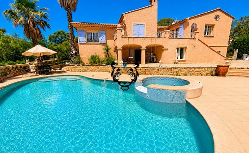 House in Le Dramont-Agay-Anthéor-Le Trayas, Saint-Raphaël, France 1