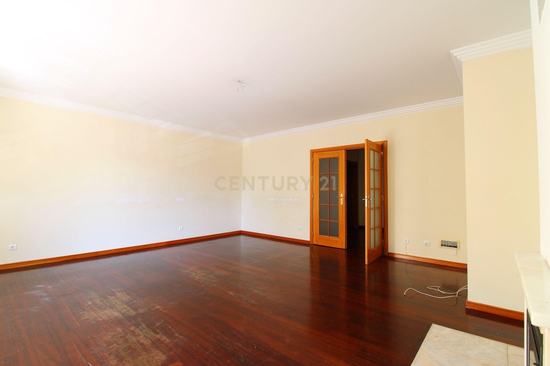 Apartment in Sao Domingos de Rana, Lisbon, Portugal 2 - 18107445