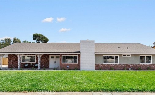 House in Montclair, California, United States 1