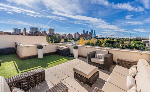 Penthouse in Hortaleza, Madrid, Spain 1