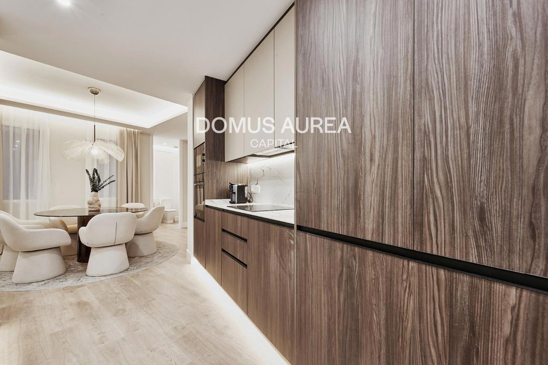 Apartment in Barrio Salamanca, Madrid, Spain 5 - 18358895