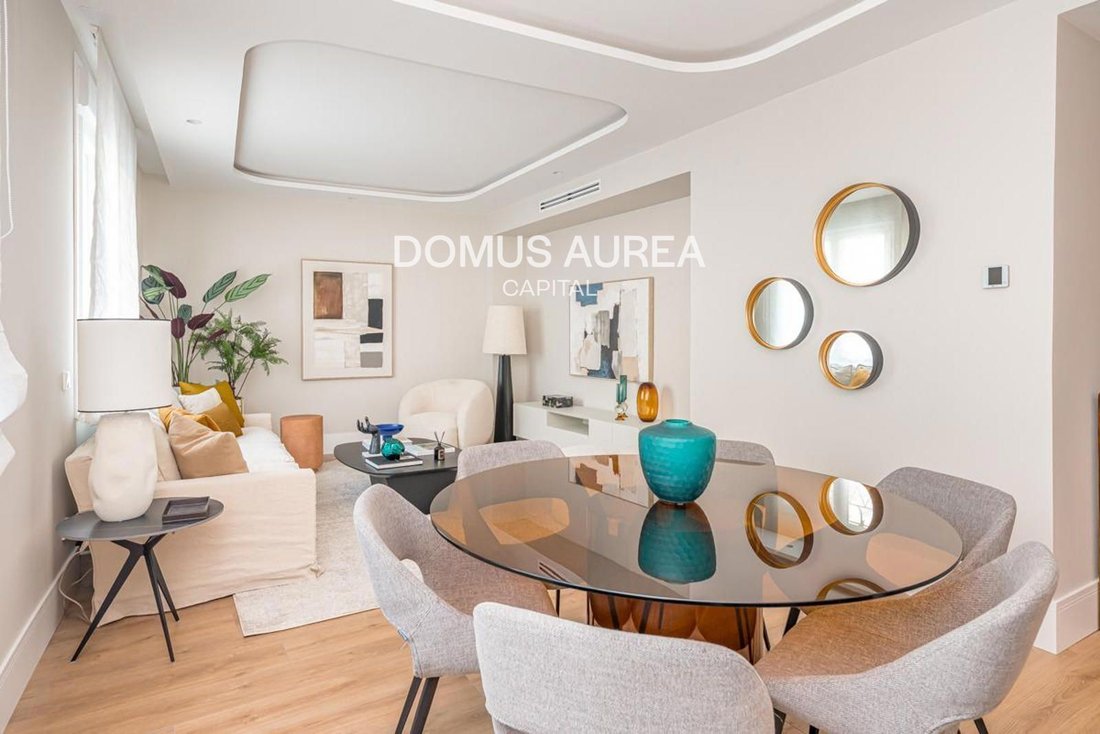 Apartment in Barrio Salamanca, Madrid, Spain 5 - 18359071