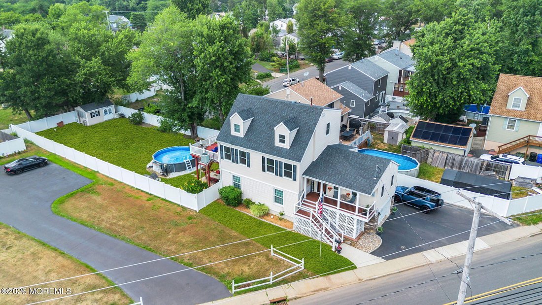 House in Port Monmouth, New Jersey, United States 5 - 18357773