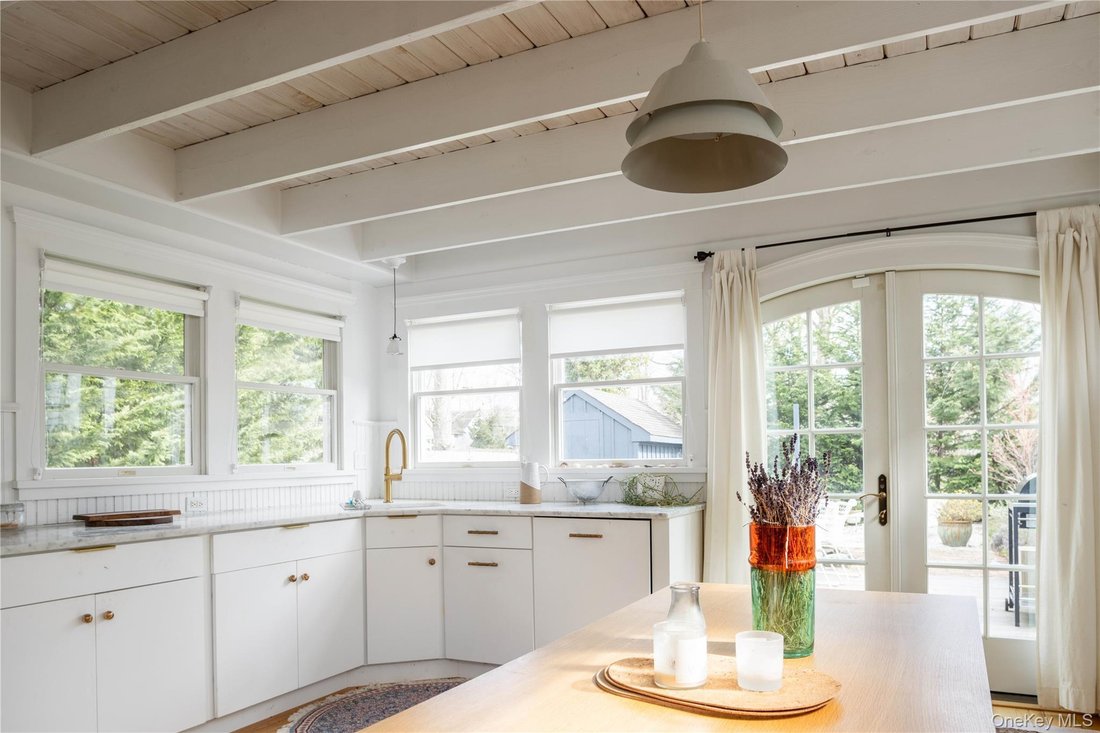 House in Greenport West, New York, United States 3 - 18358427