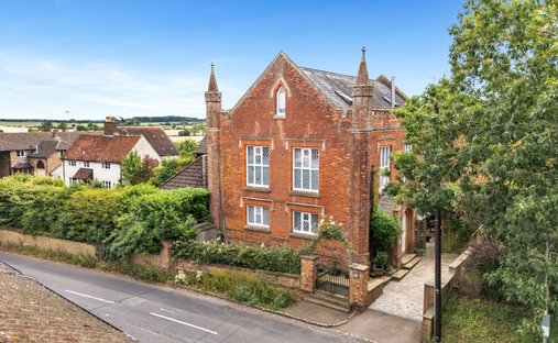 House in Tebworth, England 1