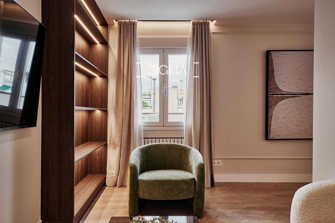 Apartment in Barrio Salamanca, Madrid, Spain 4 - 18358338