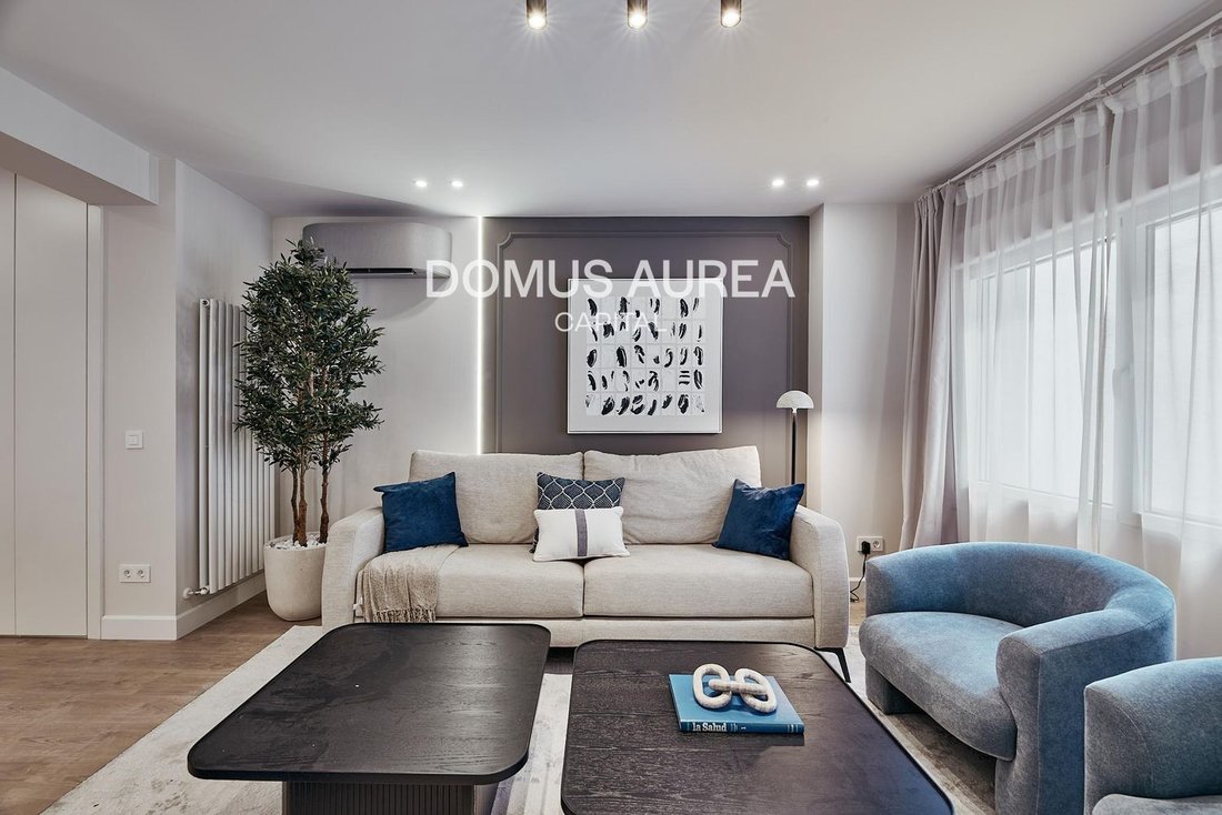 Apartment in Barrio Salamanca, Madrid, Spain 2 - 18359296