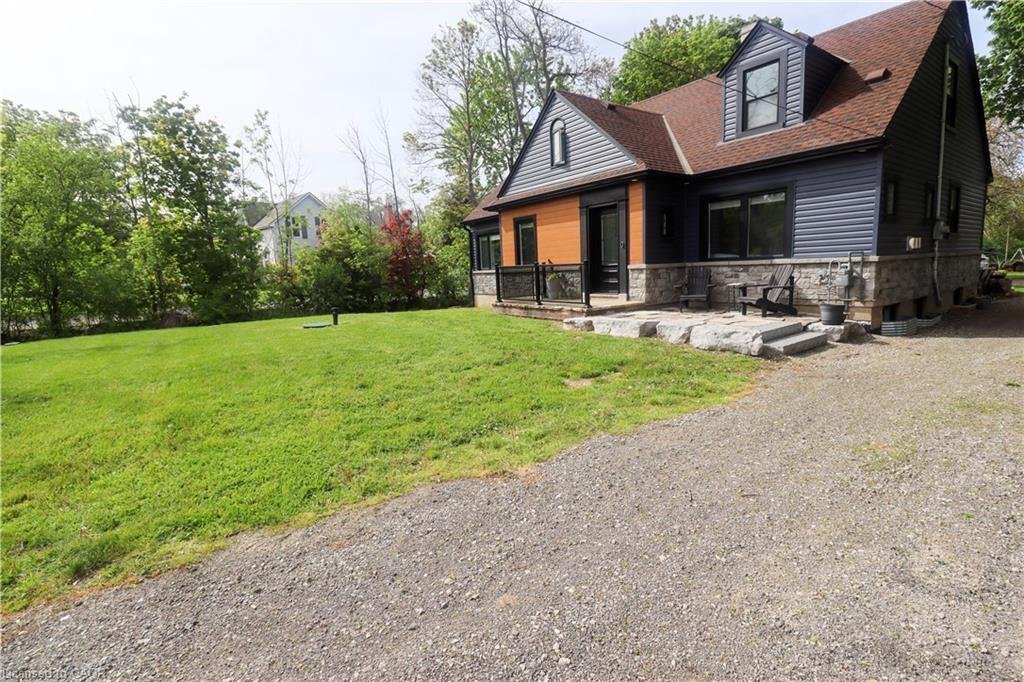 House in Hamilton, Ontario, Canada 3 - 18358100