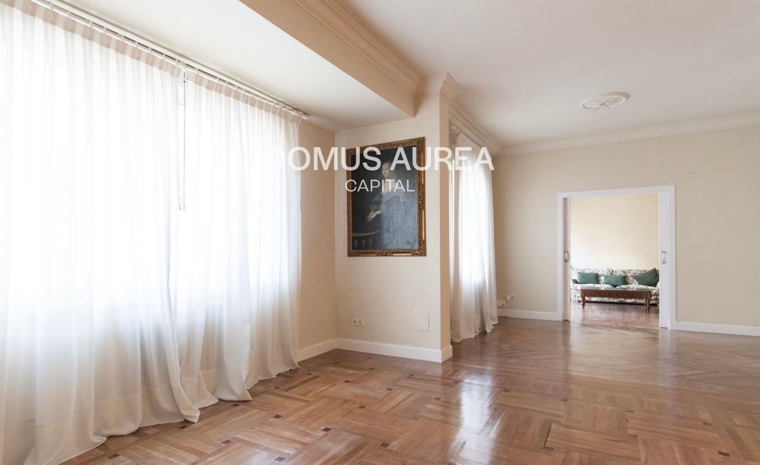 Apartment in Barrio Salamanca, Madrid, Spain 4 - 18358342