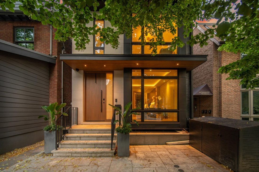 House in Toronto, Ontario, Canada 1 - 18358556