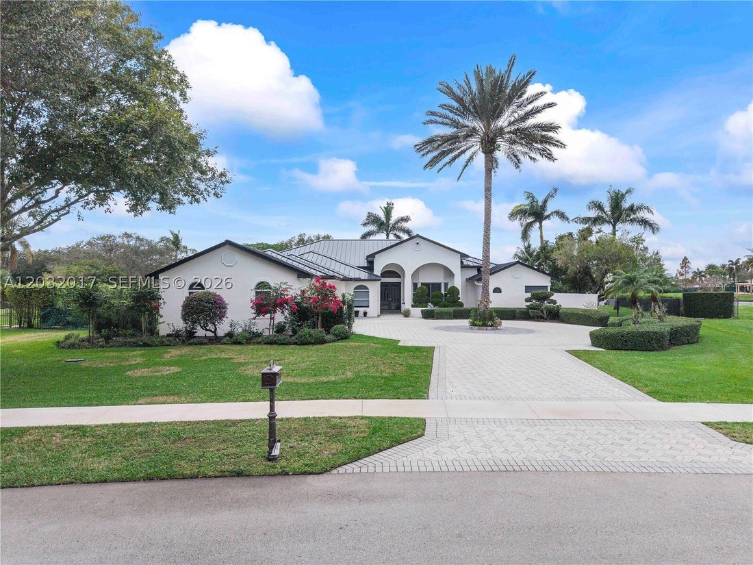 House in Davie, Florida, United States 4 - 18356819