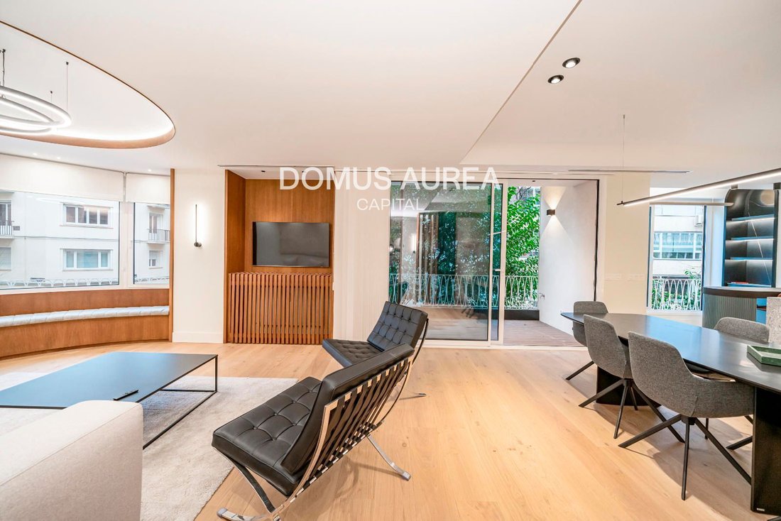 Apartment in Barrio Salamanca, Madrid, Spain 2 - 18359941