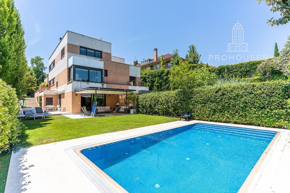 Chalet in Moncloa-Aravaca, Madrid, Spain 1 - 18357111