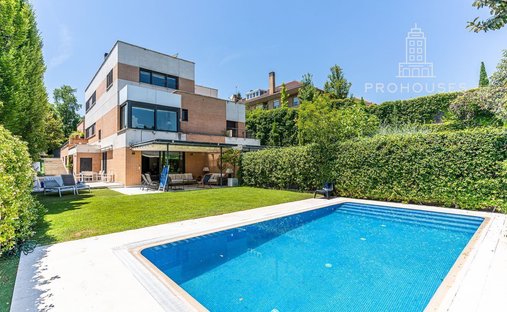 Chalet in Moncloa-Aravaca, Madrid, Spain 1