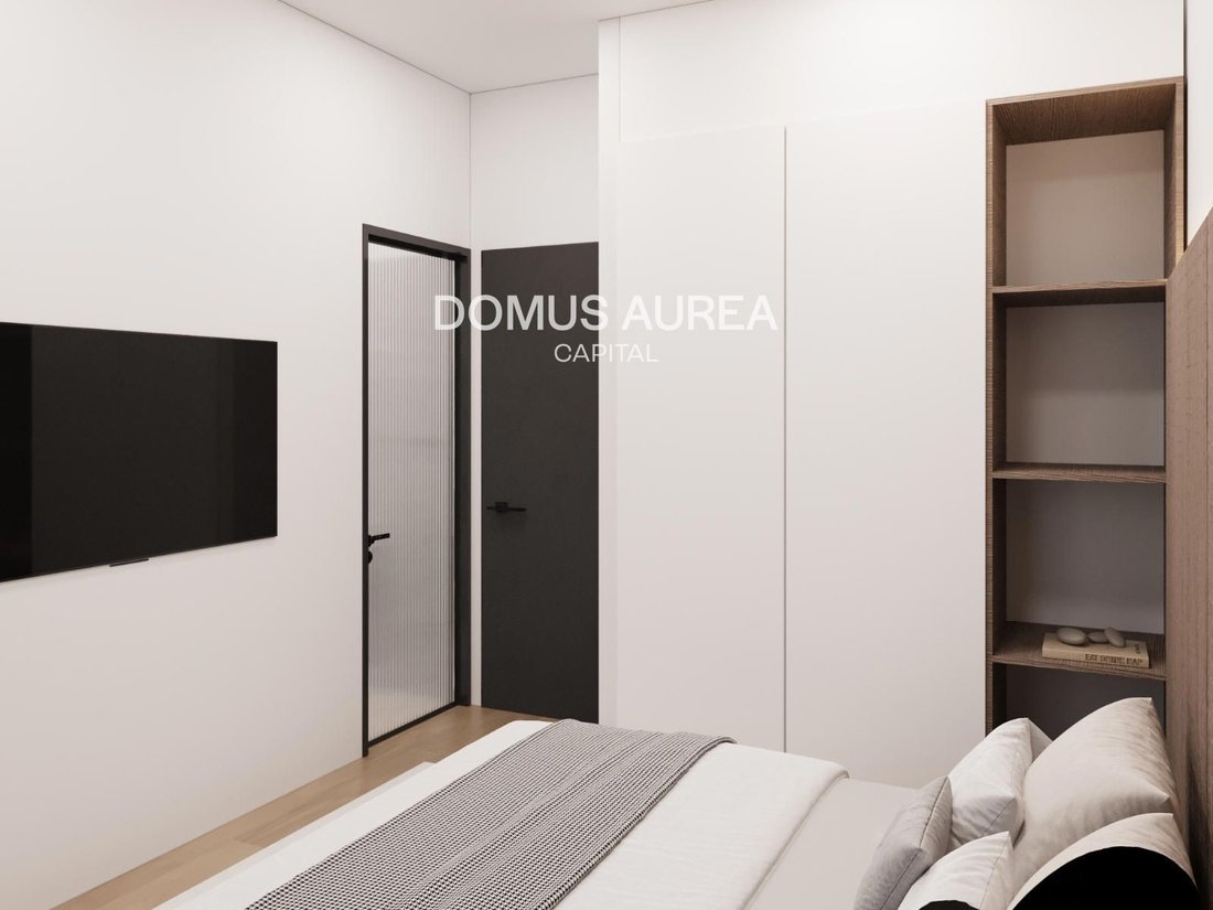 Apartment in Fuencarral-El Pardo, Madrid, Spain 5 - 18358963
