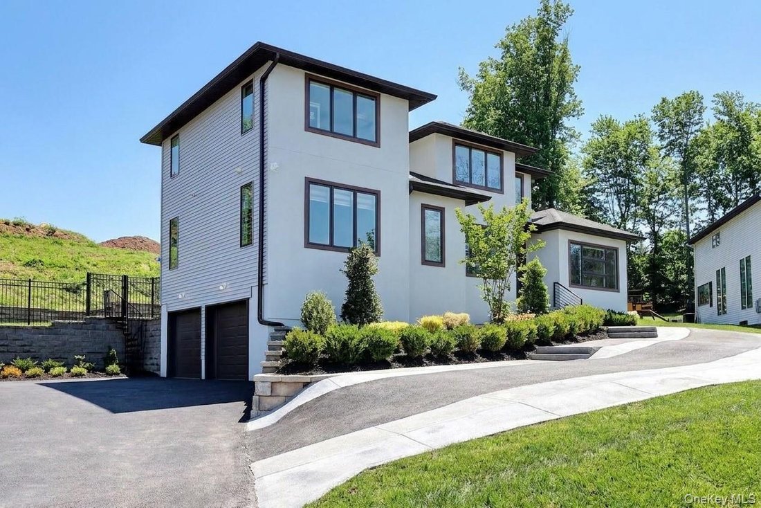House in Montebello, New York, United States 2 - 18357930