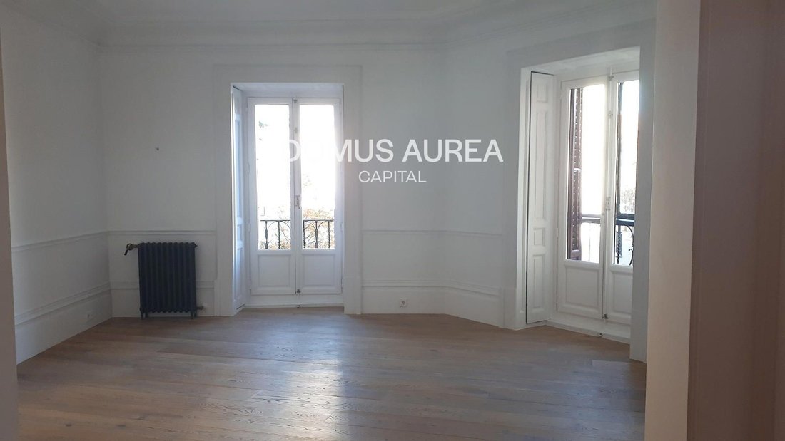 Apartment in Centro, Madrid, Spain 3 - 18358011