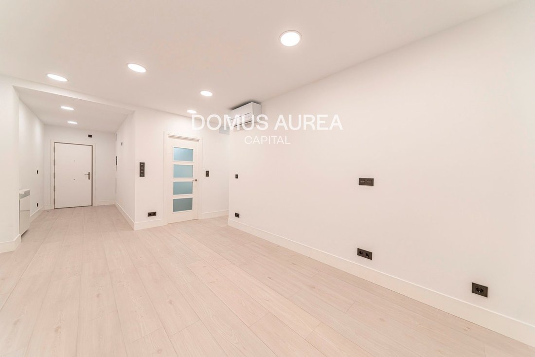Apartment in Chamberi, Madrid, Spain 2 - 18359025