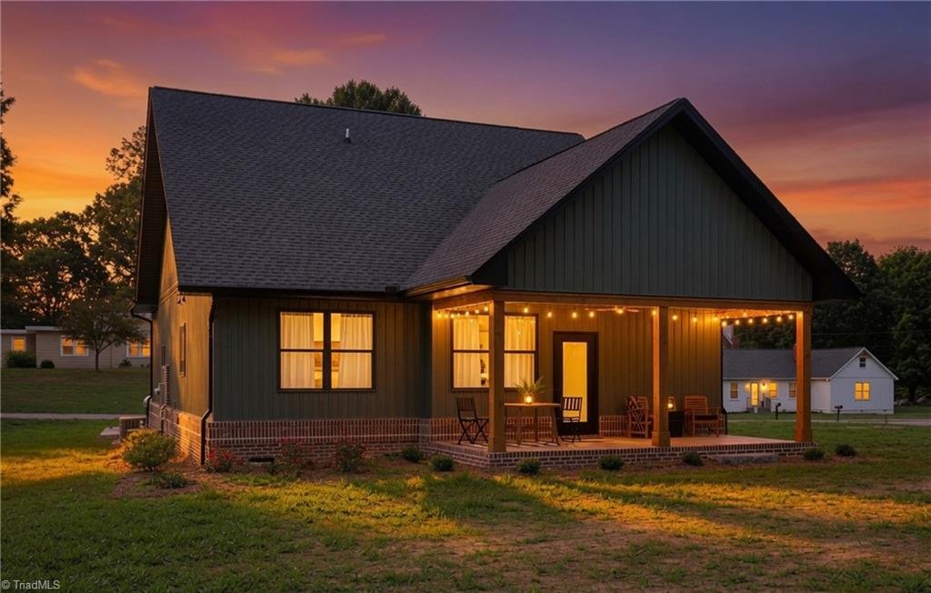 House in Township of Taylorsville, North Carolina, United States 2 - 18357168