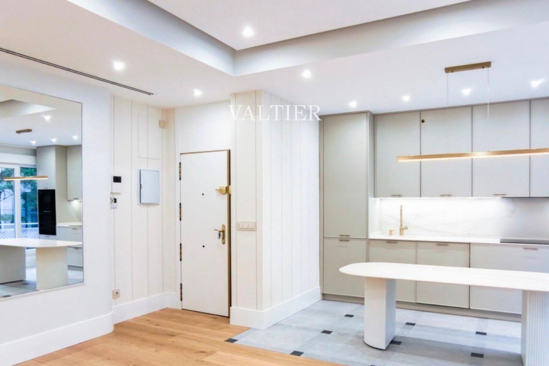 Apartment in Chamberi, Madrid, Spain 4 - 18360179