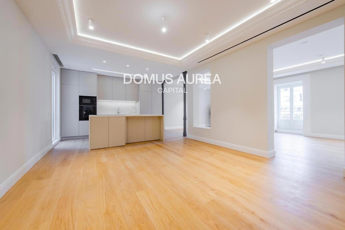 Apartment in Chamberi, Madrid, Spain 5 - 18359366
