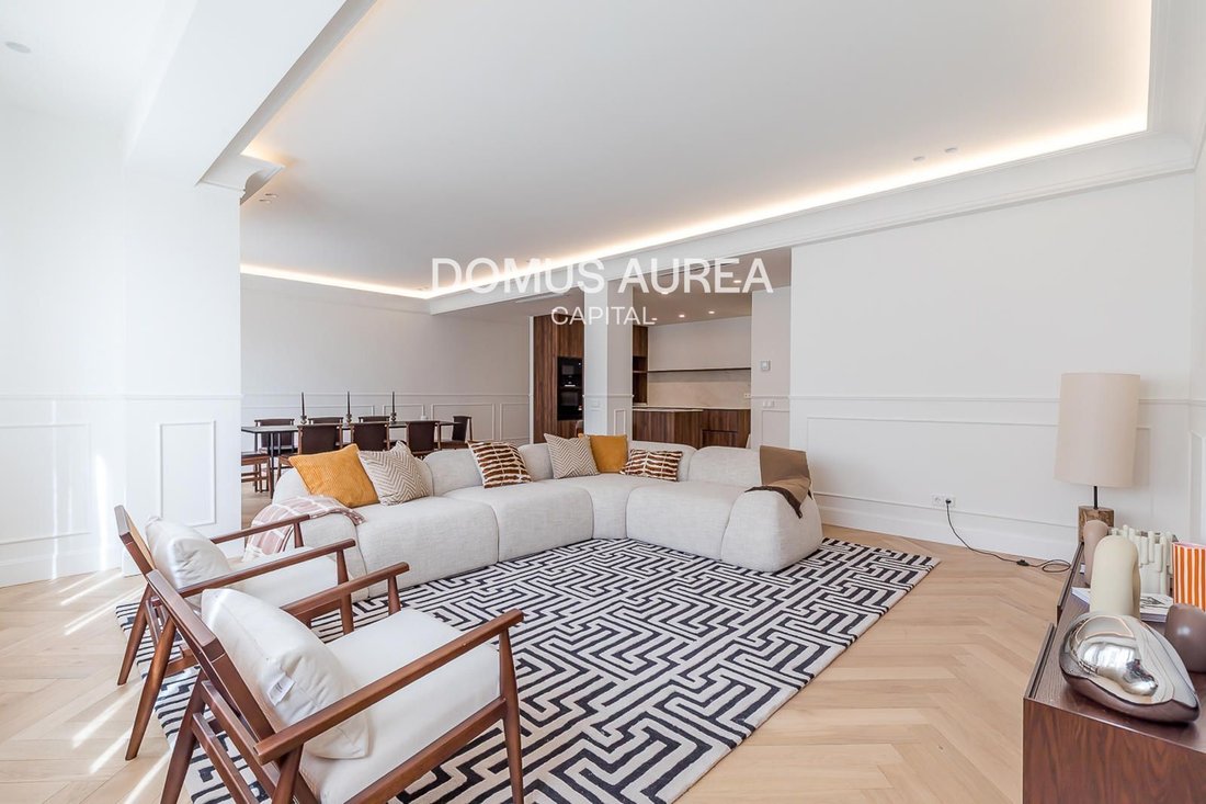 Apartment in Barrio Salamanca, Madrid, Spain 5 - 18359935