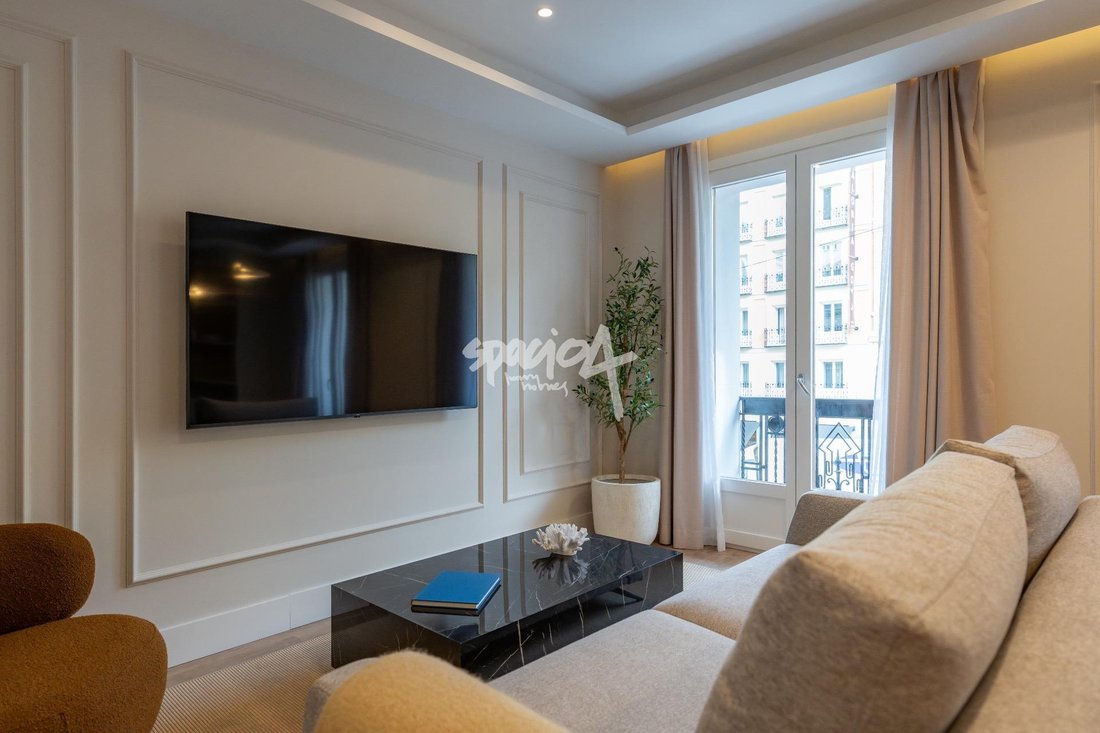 Apartment in Barrio Salamanca, Madrid, Spain 2 - 18358695