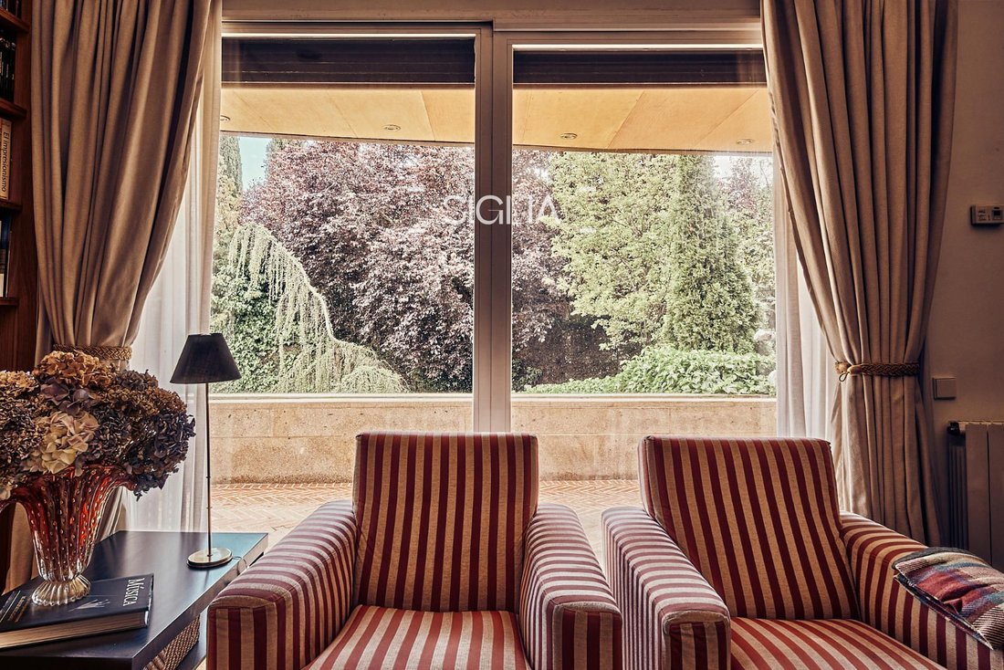 Chalet in Pozuelo de Alarcon, Comunidad de Madrid, Spain 3 - 18357082