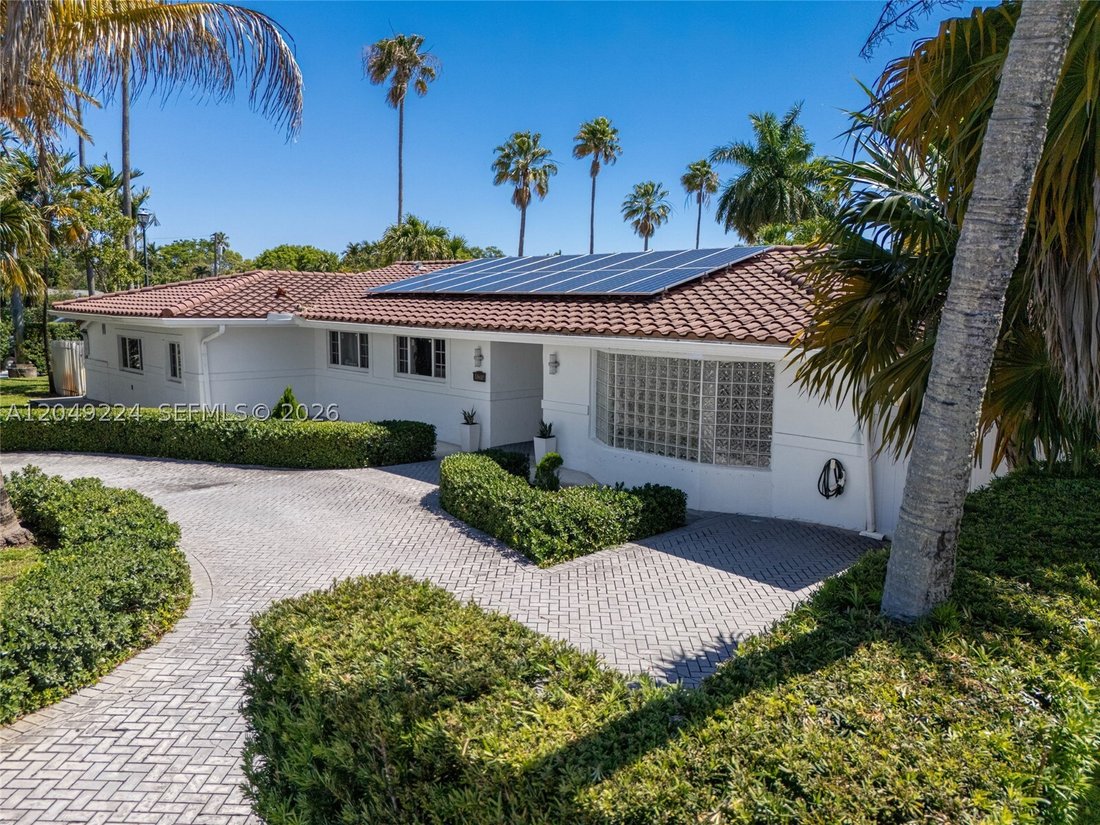 House in North Miami Beach, Florida, United States 2 - 18356822