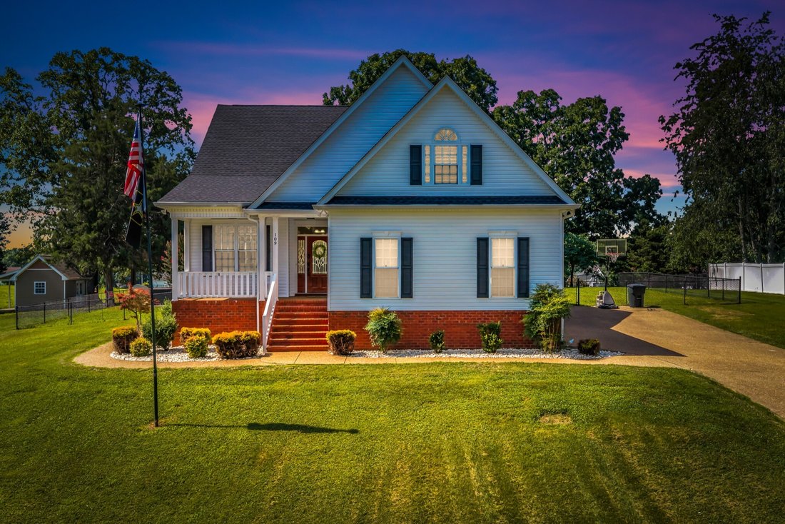 House in Dickson, Tennessee, United States 2 - 18356865