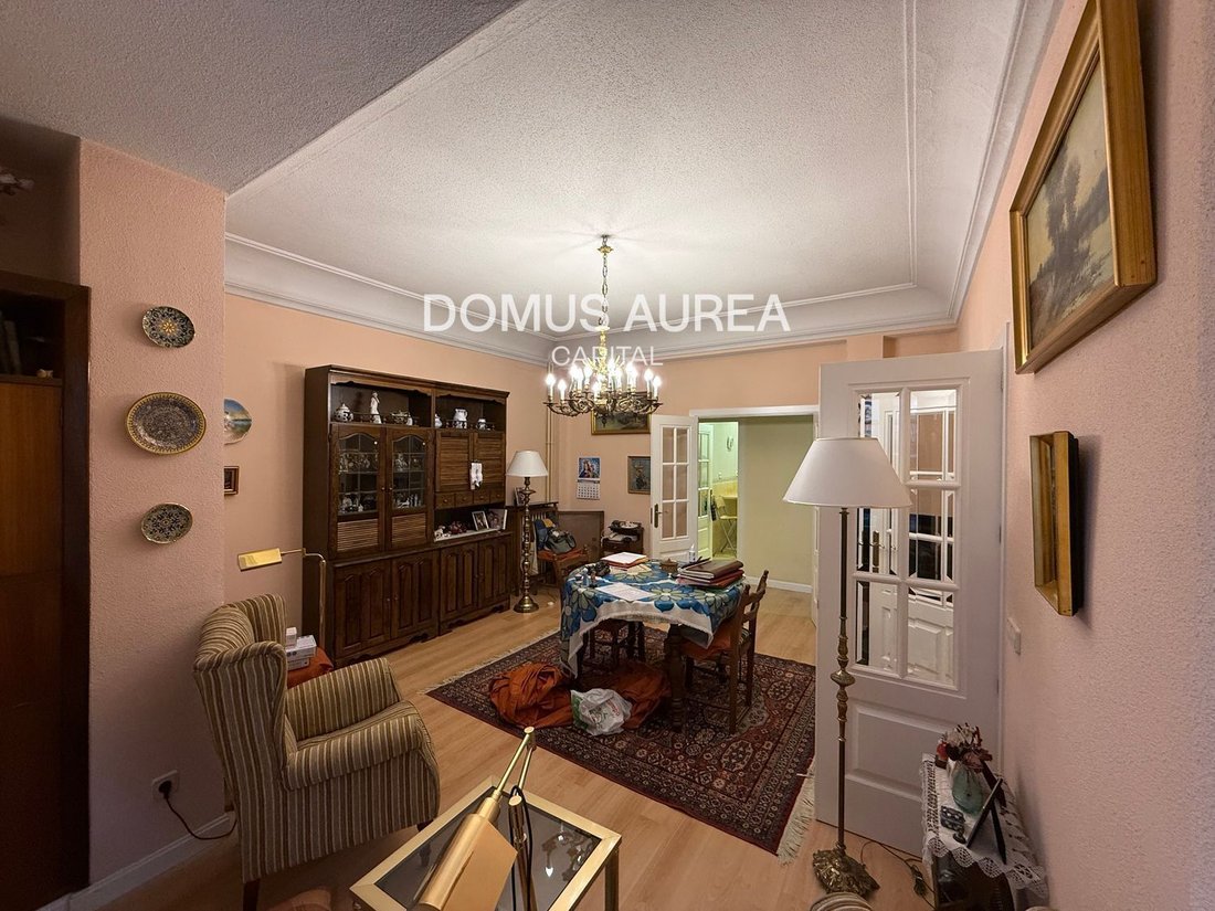 Apartment in Barrio Salamanca, Madrid, Spain 4 - 18359314