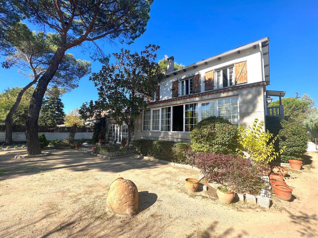 Chalet in Torrelodones, Comunidad de Madrid, Spain 2 - 18357477