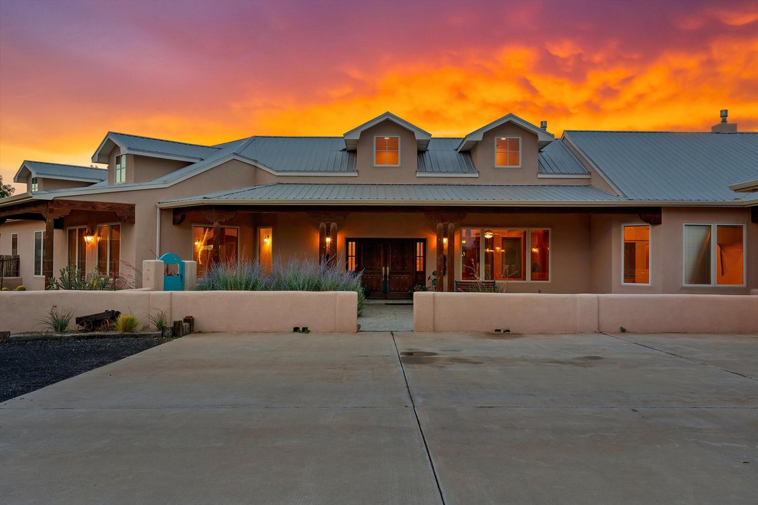 House in Bosque Farms, New Mexico, United States 4 - 18356870