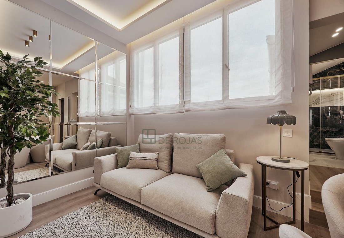 Apartment in Barrio Salamanca, Madrid, Spain 1 - 18359738