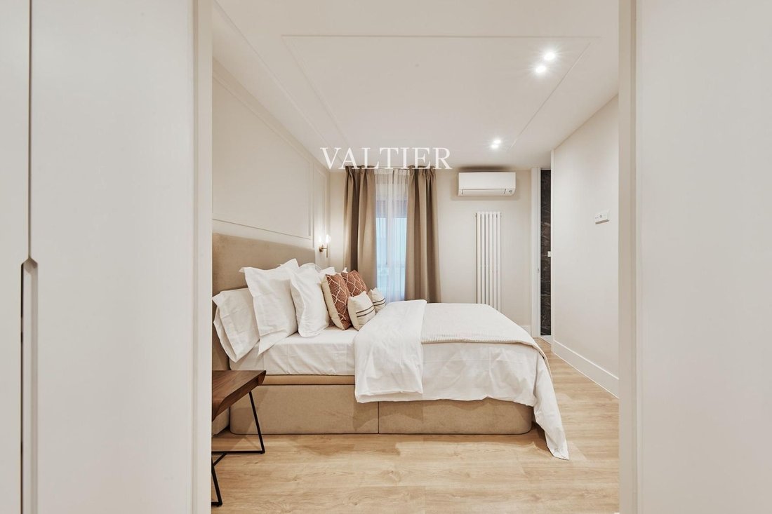 Apartment in Barrio Salamanca, Madrid, Spain 4 - 18359592