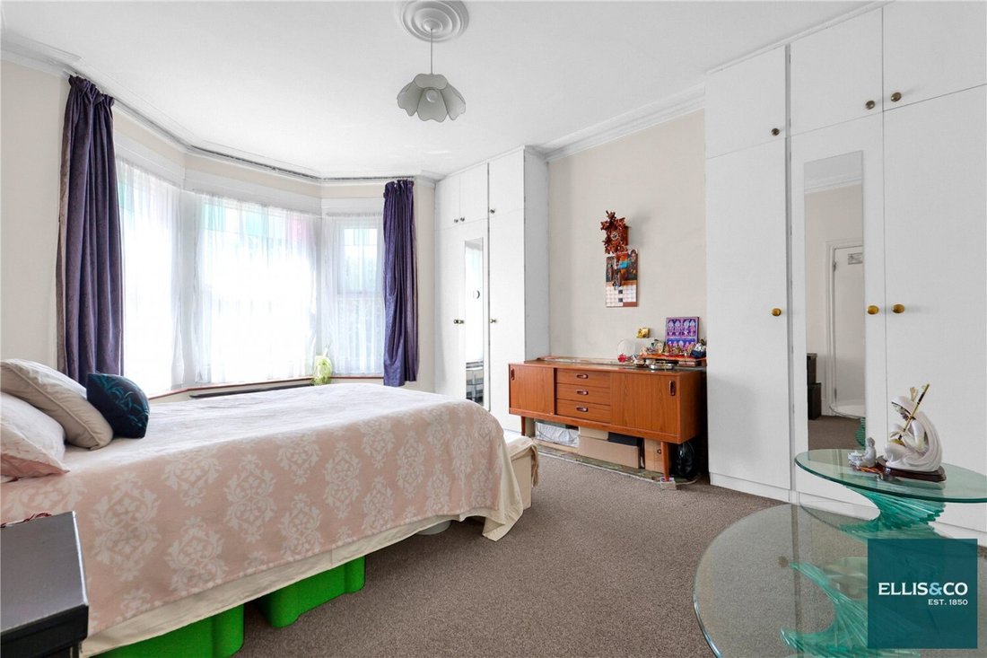 House in Finchley, Barnet, England 5 - 18356947