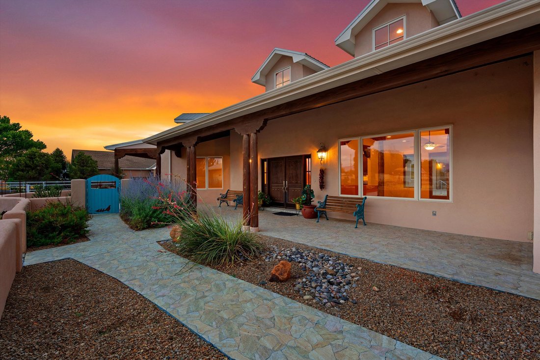 House in Bosque Farms, New Mexico, United States 5 - 18356870