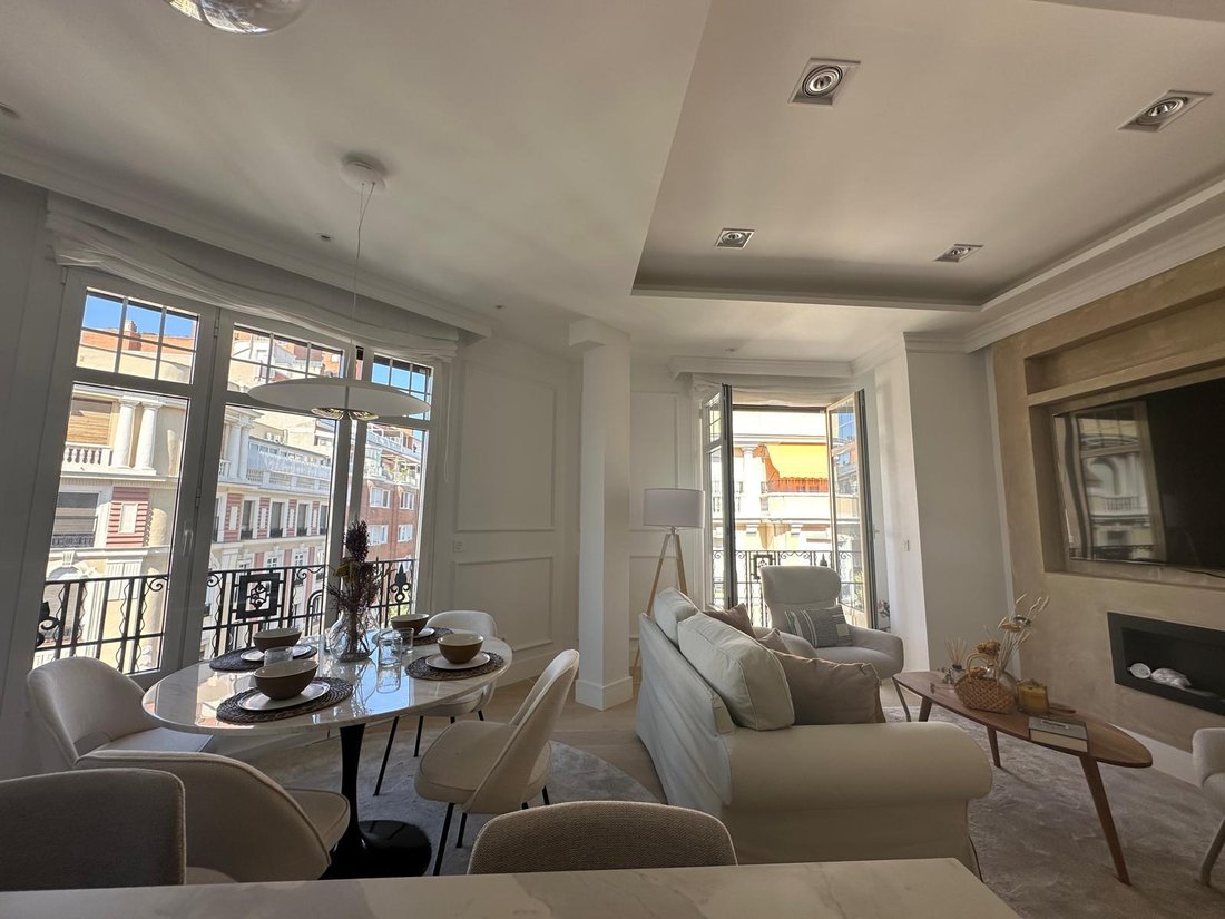 Apartment in Chamberi, Madrid, Spain 4 - 18359098