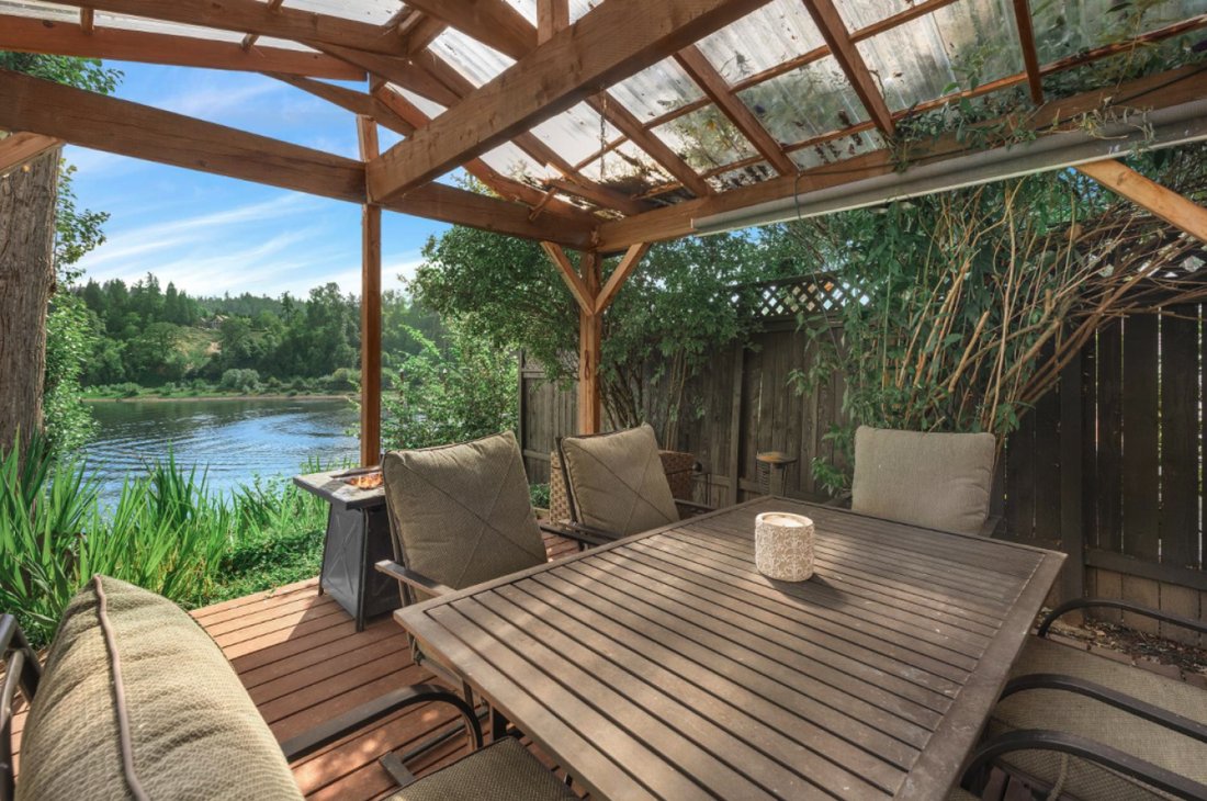 House in Milwaukie, Oregon, United States 3 - 18359703