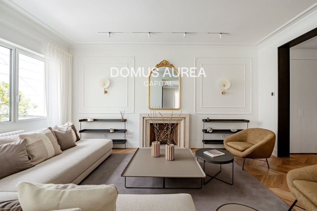 Apartment in Barrio Salamanca, Madrid, Spain 2 - 18359565