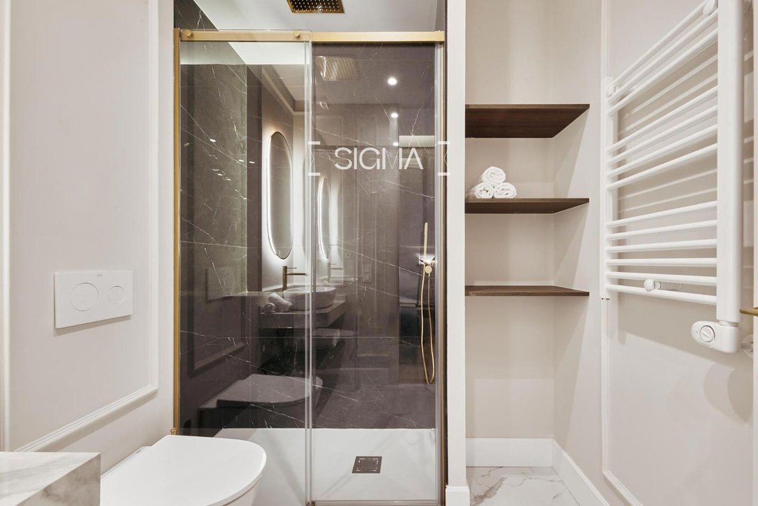Apartment in Centro, Madrid, Spain 5 - 18358734